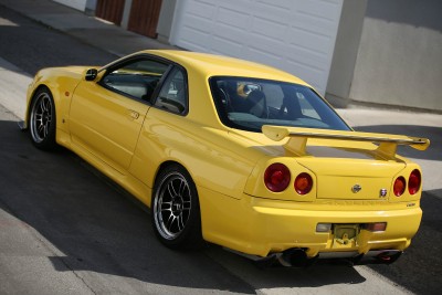 yellowr34skylinegtr1l.jpg
