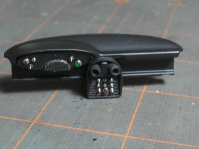 Vista del tablero ya pintado y con sus accesorios