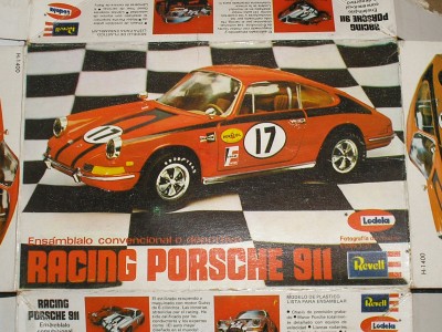 Portada de la caja de la maqueta