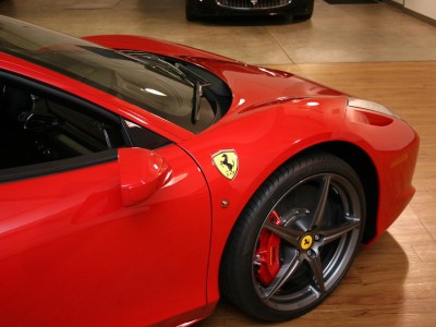 Ferrari_458_Italia_10.jpg
