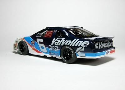 Ford Thunderbird #6 Mark Martin - Monogram 1/24